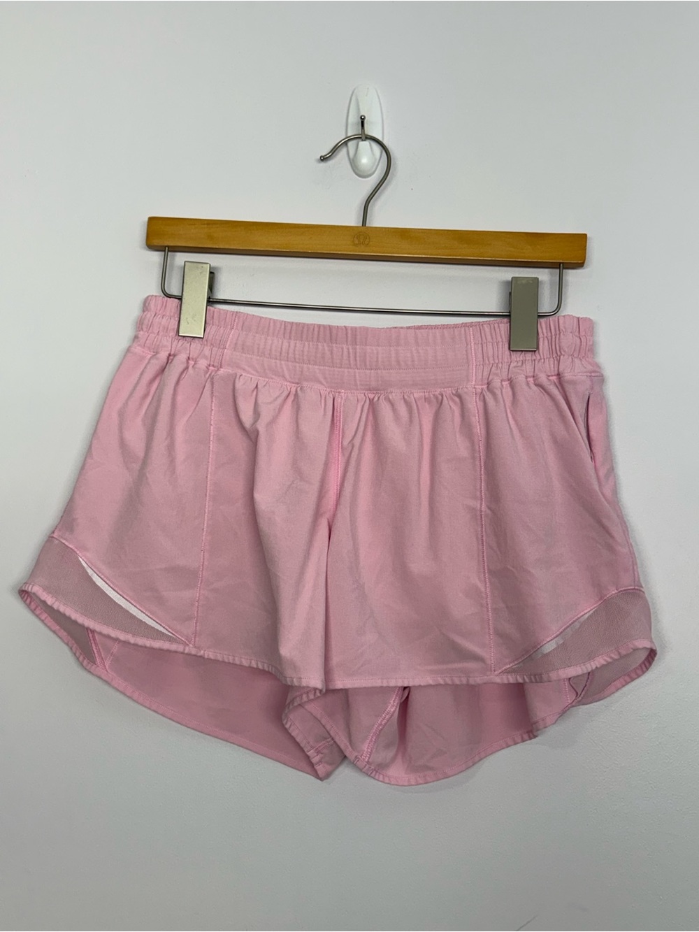 Lululemon Hotty Hot Short II *Long 4" Miami Pink Size 12